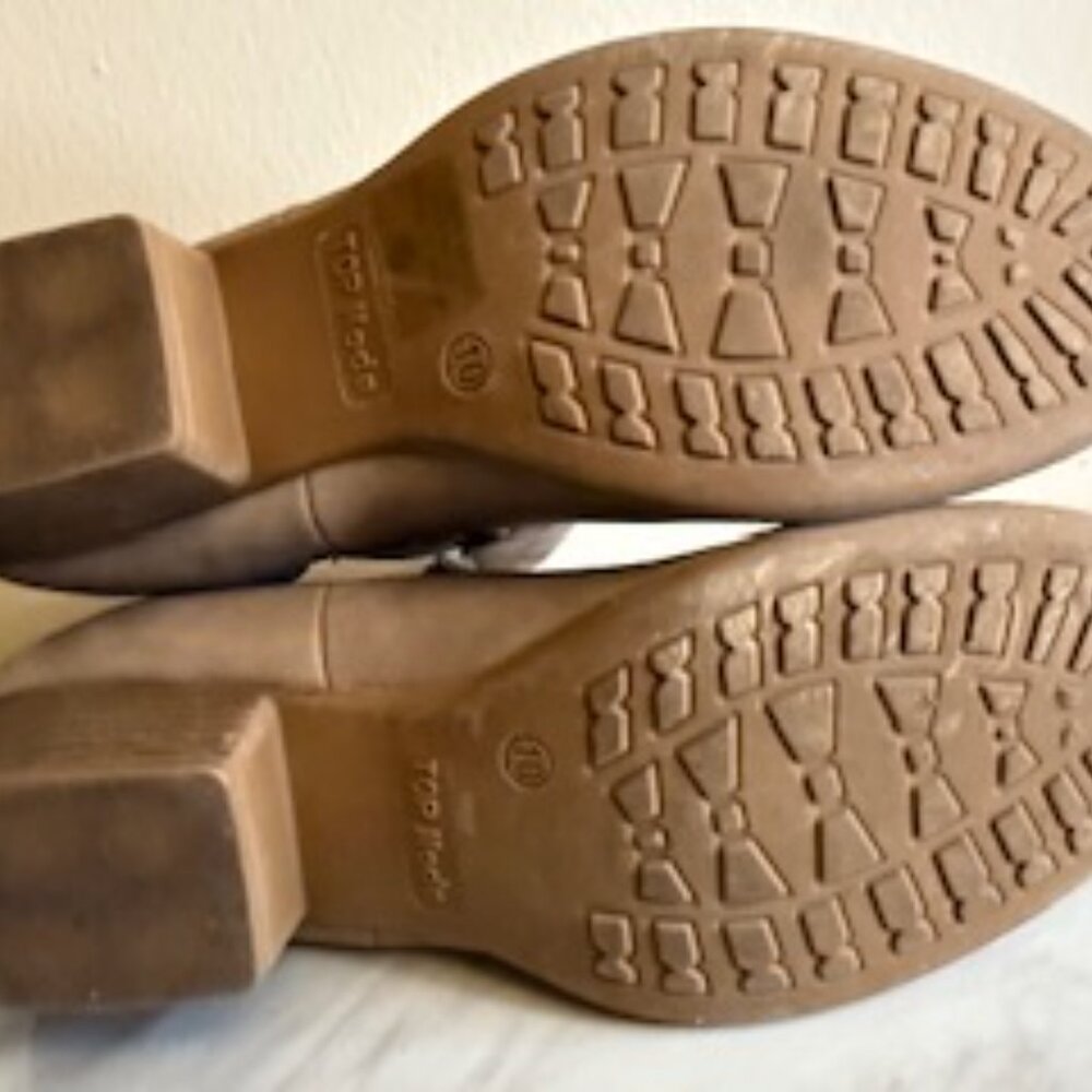 2 Pairs Top Moda Booties - Picture 4 of 5
